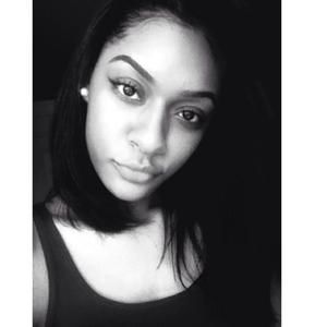 Meet your Posher, Sabryna